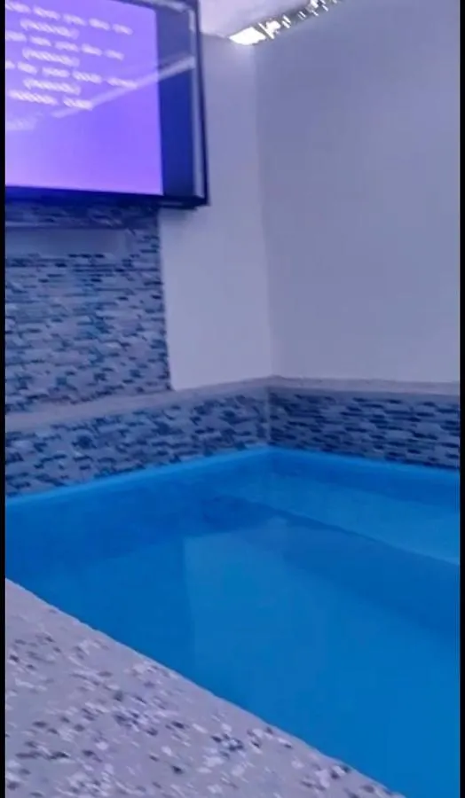 Turquoise Heaven Hotel Portmore Guest house