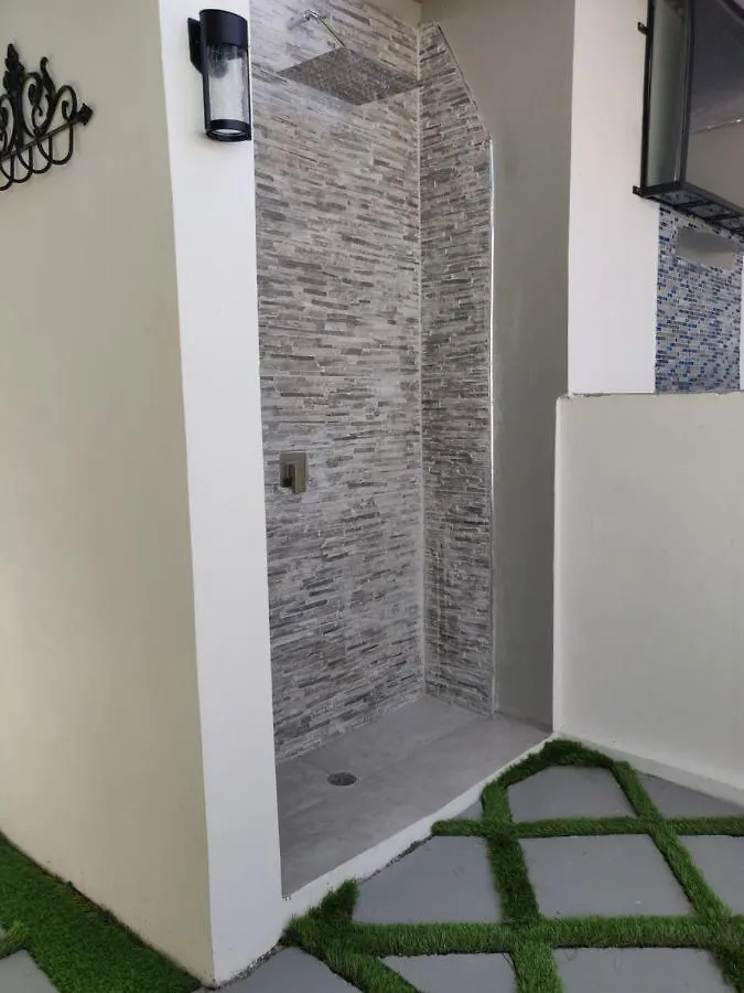 Turquoise Heaven Hotel Portmore