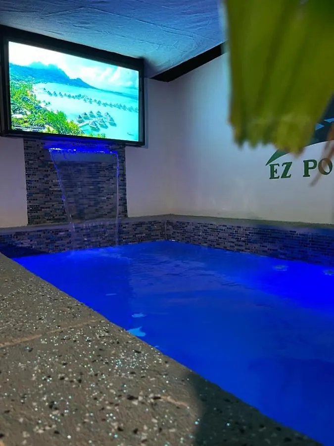 Turquoise Heaven Hotel Portmore Guest house